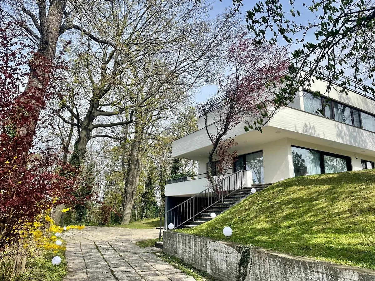 Porsche Villa Mit Garten Und Garage In Bestlage Von Doebling In Wien