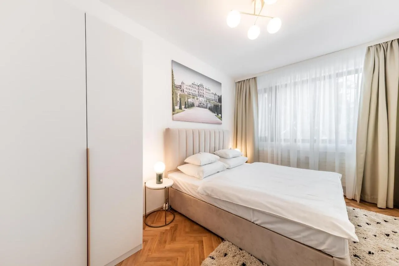Porsche Villa Mit Garten Und Garage In Bestlage Von Doebling In Wien 0*,